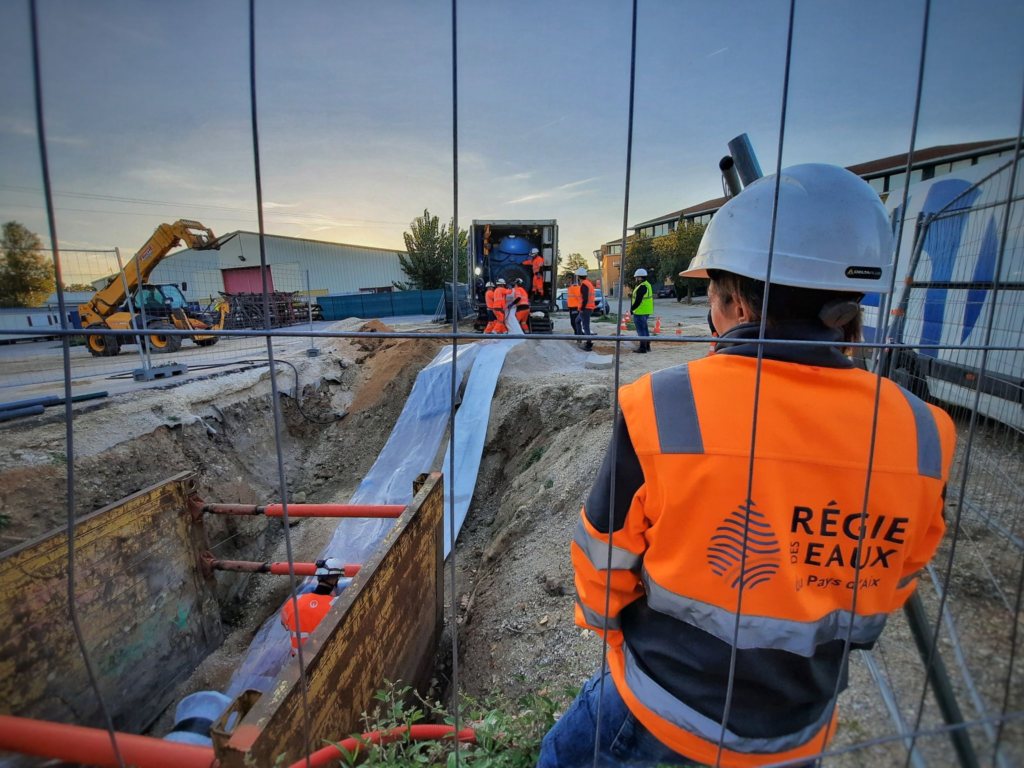 LES CHANTIERS DE LA RÉGIE DES EAUX DU PAYS D'AIX Eaux du pays d'aix LES CHANTIERS DE LA RÉGIE DES EAUX DU PAYS D'AIX Eaux du pays d'aix